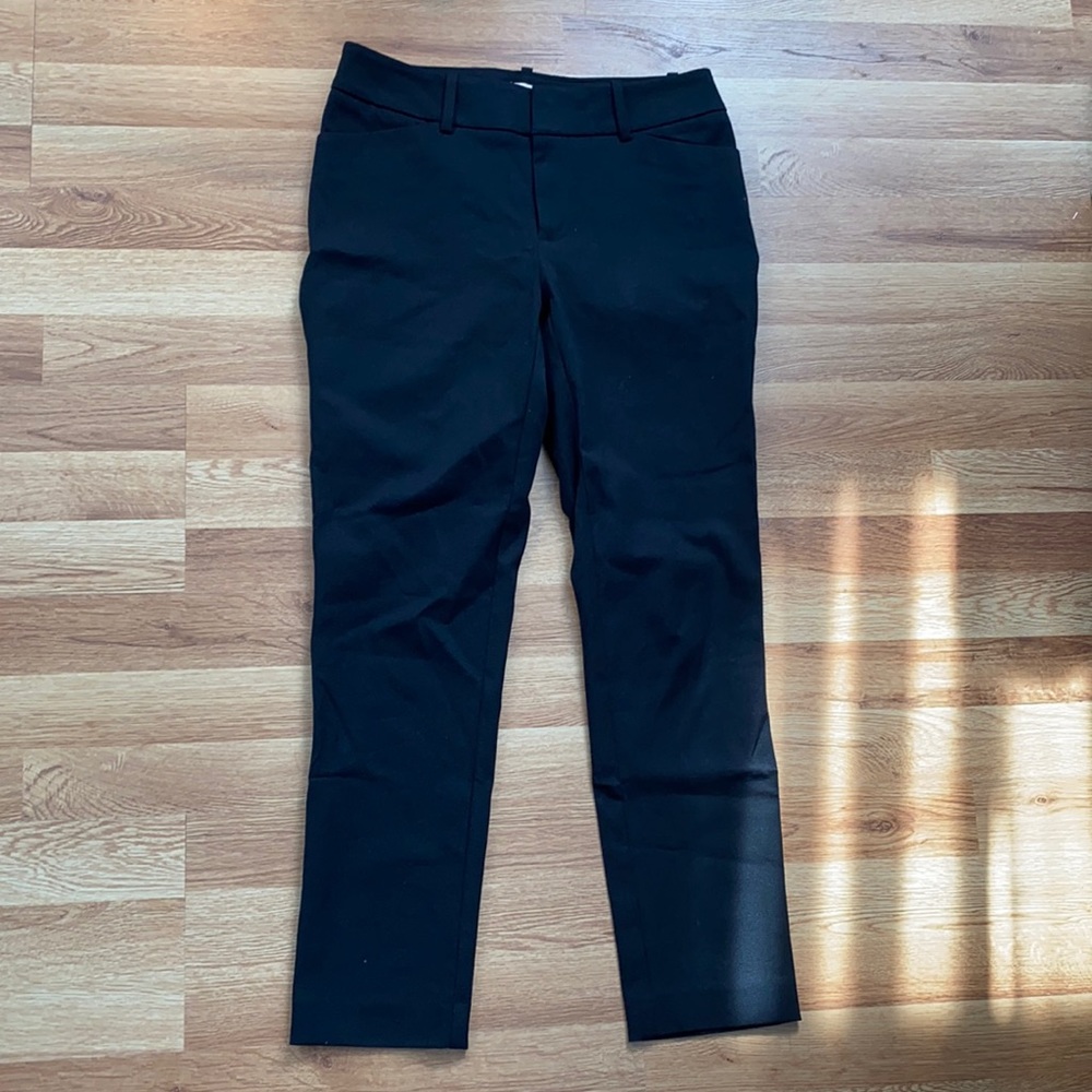 Ankle cropped dress pants